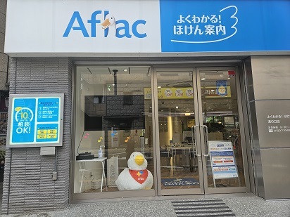 店内・スタッフの紹介01