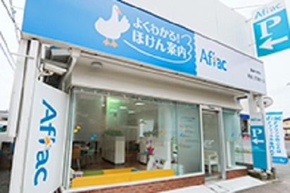 店内・スタッフの紹介01