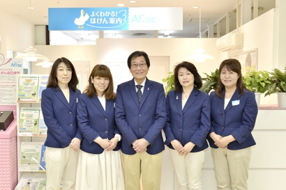 店内・スタッフの紹介02