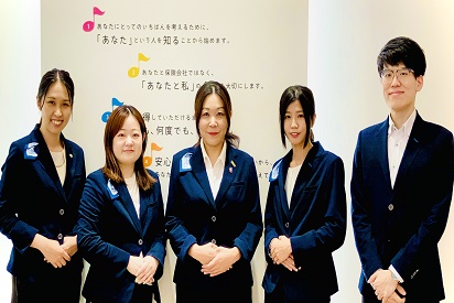 店内・スタッフの紹介02