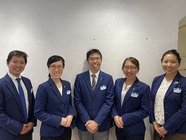 店内・スタッフの紹介02