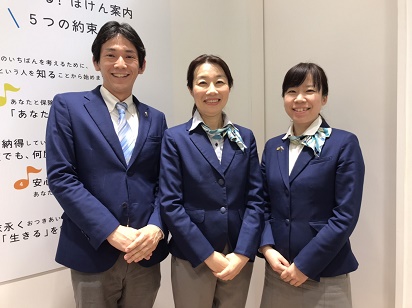 店内・スタッフの紹介02