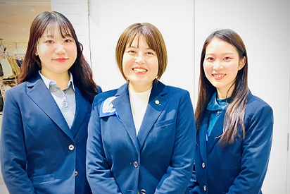 店内・スタッフの紹介02