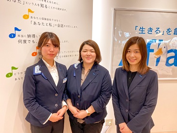 店内・スタッフの紹介02