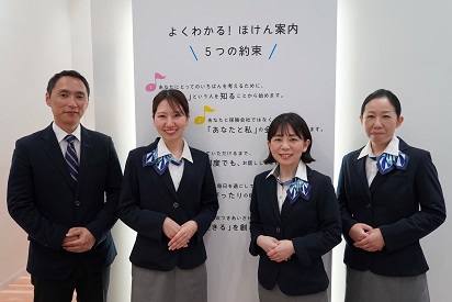 店内・スタッフの紹介02