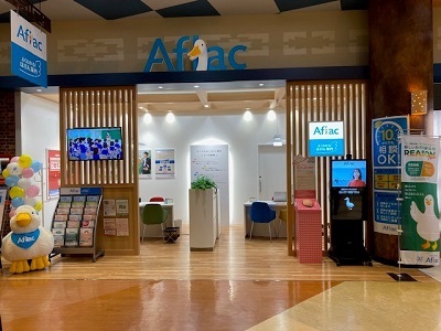 店内・スタッフの紹介01