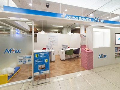 店内・スタッフの紹介01