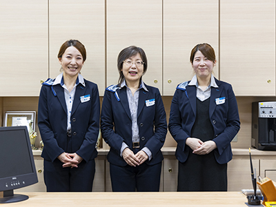 店内・スタッフの紹介02