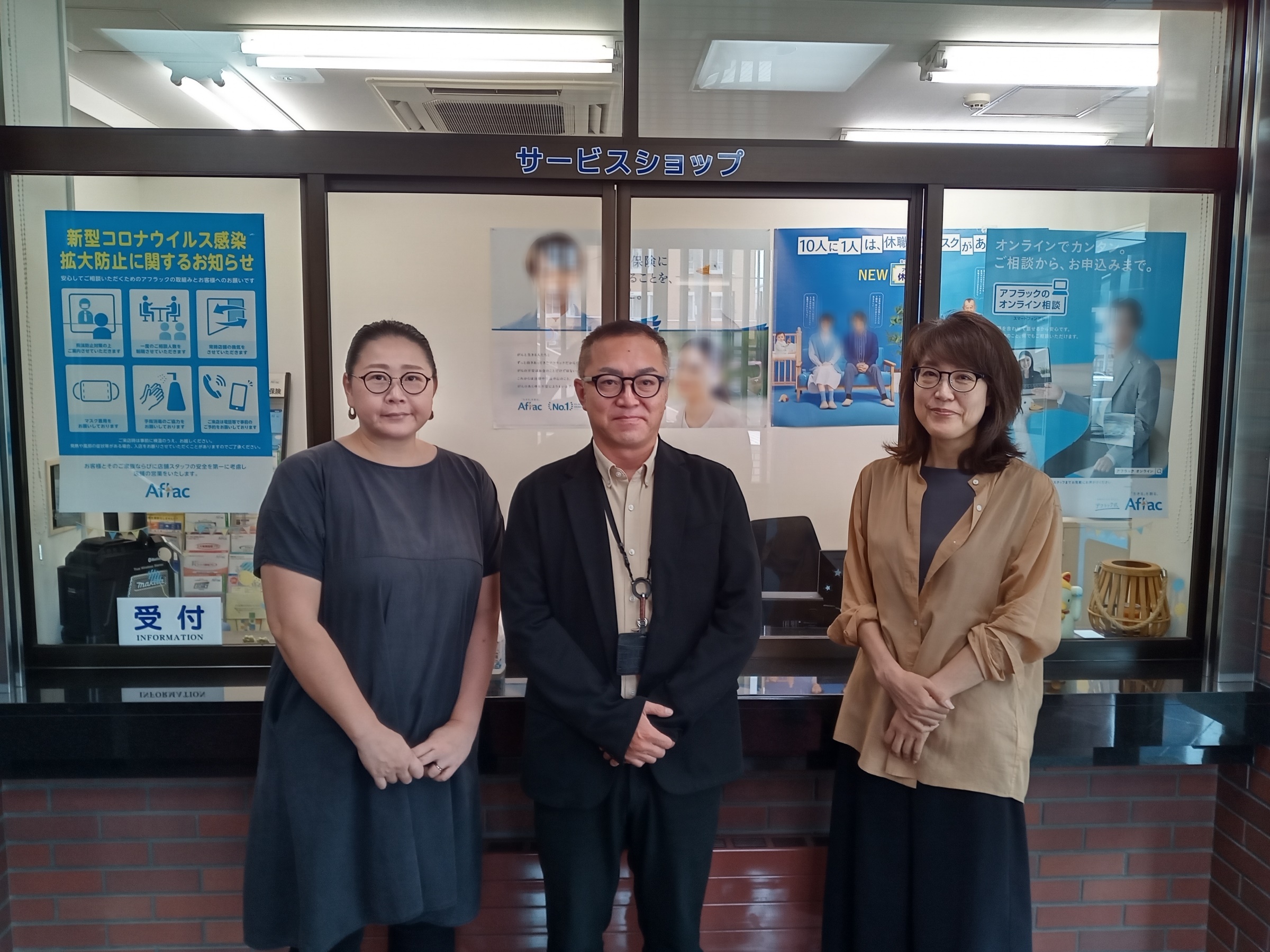 店内・スタッフの紹介02