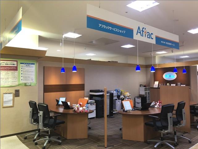 店内・スタッフの紹介01