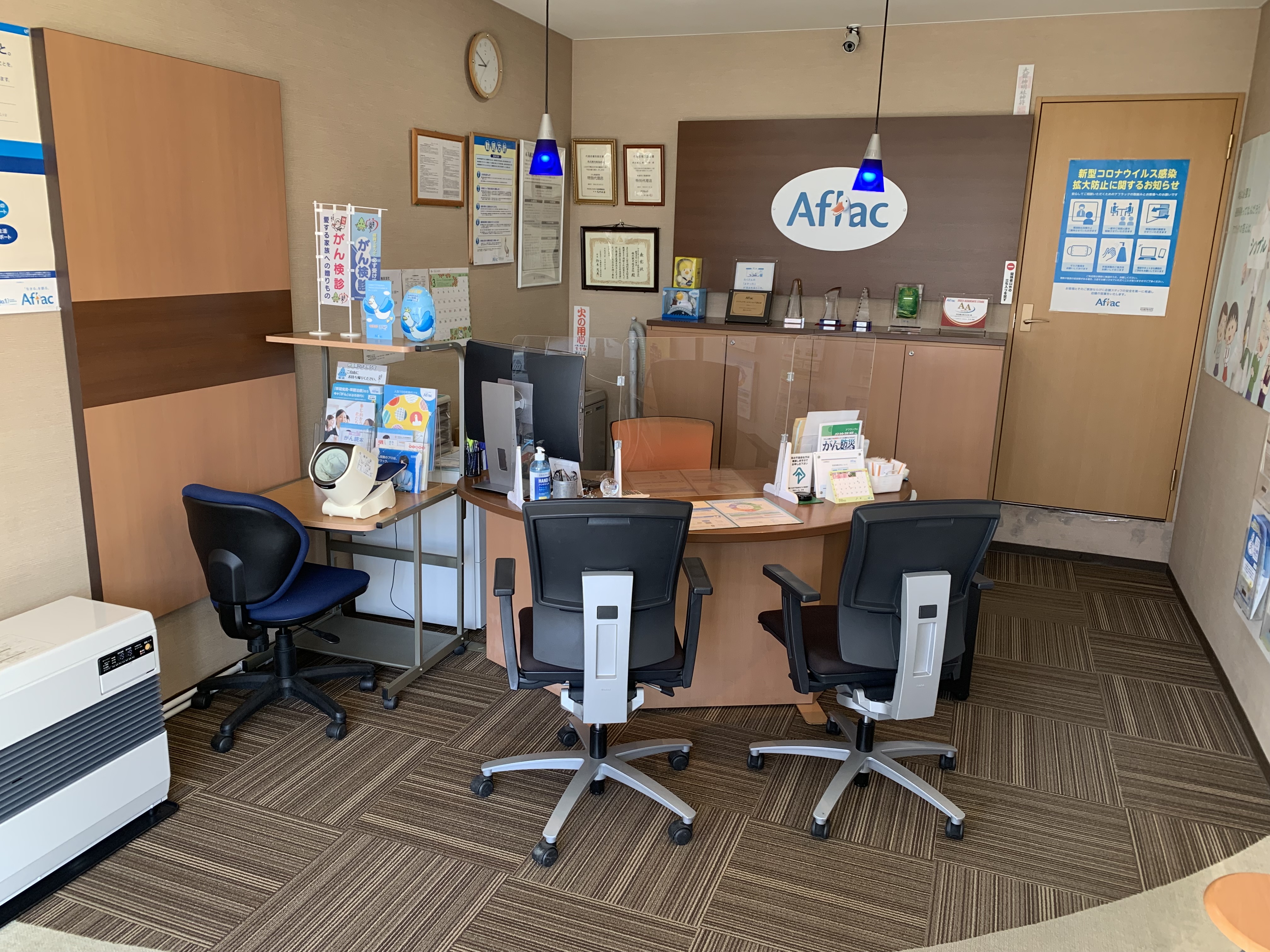 店内・スタッフの紹介02