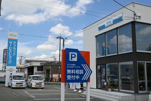 店内・スタッフの紹介01