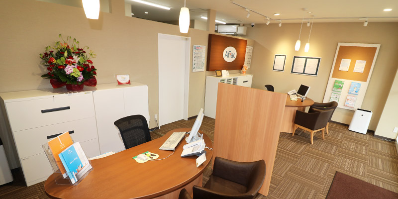 店内・スタッフの紹介02