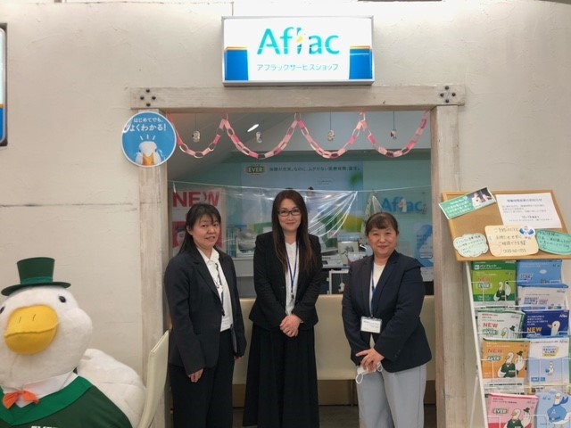 店内・スタッフの紹介01