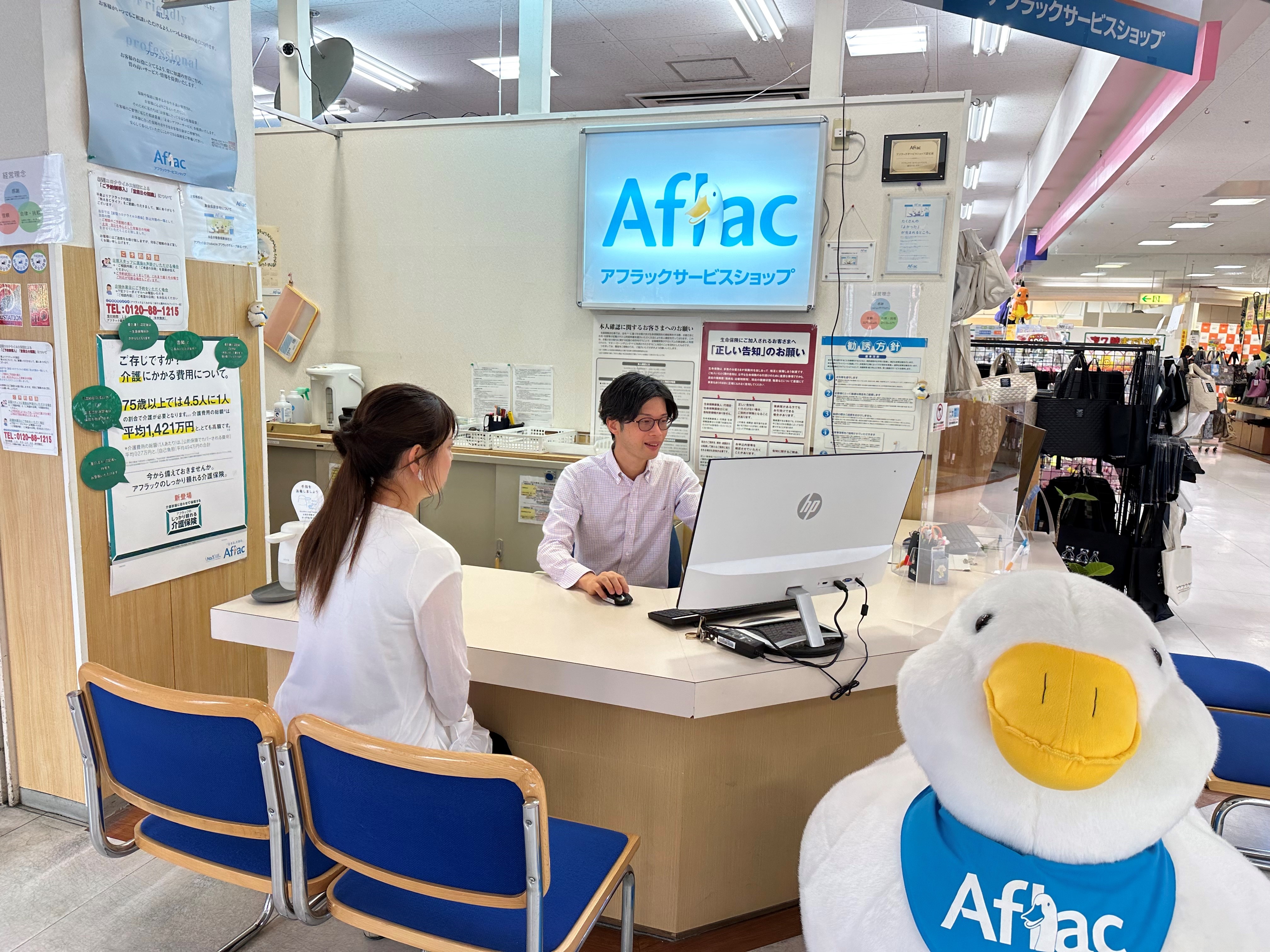 店内・スタッフの紹介02