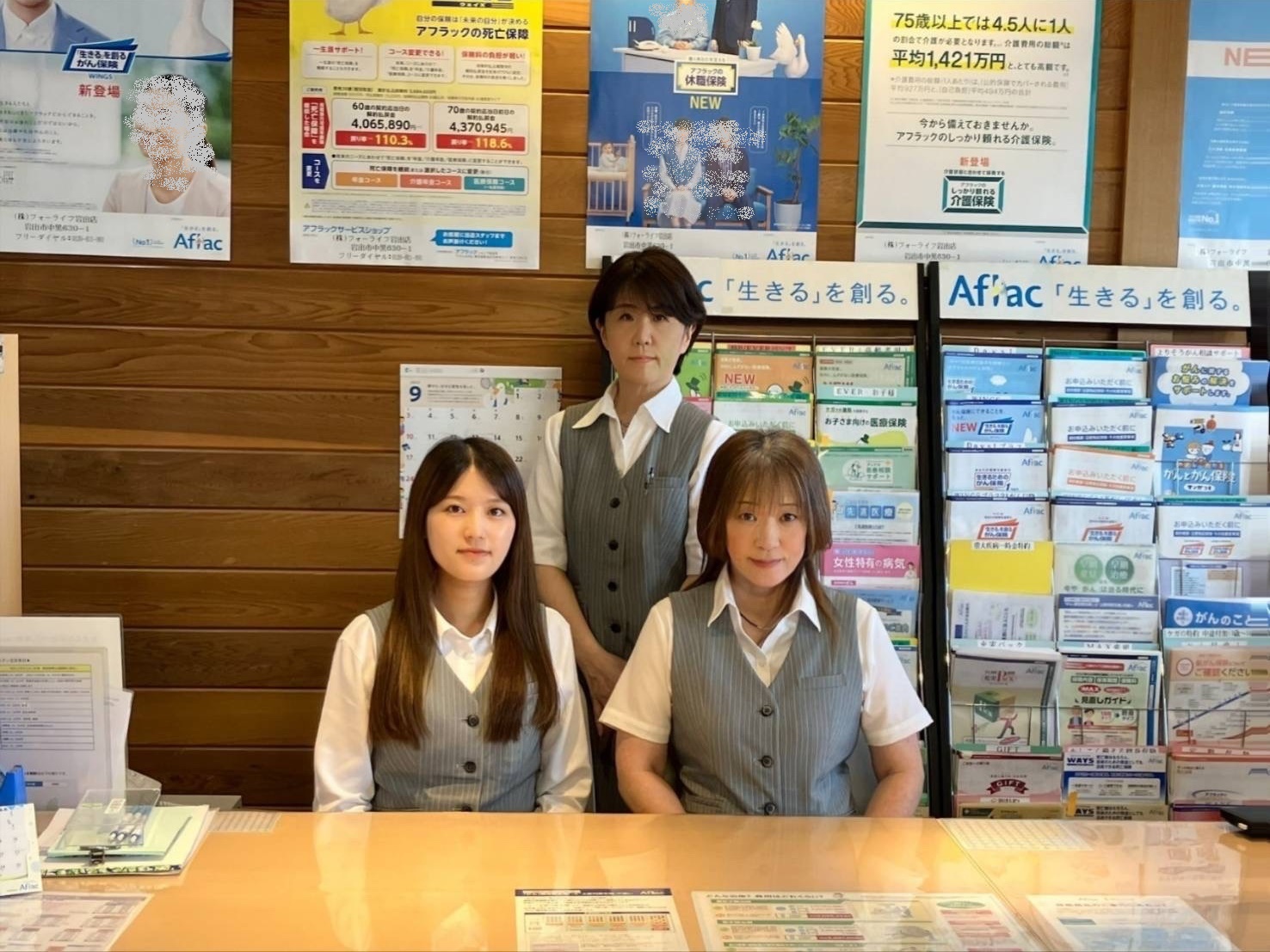 店内・スタッフの紹介02