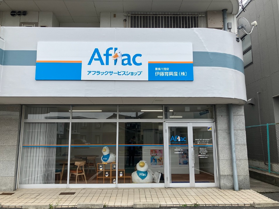 店内・スタッフの紹介01