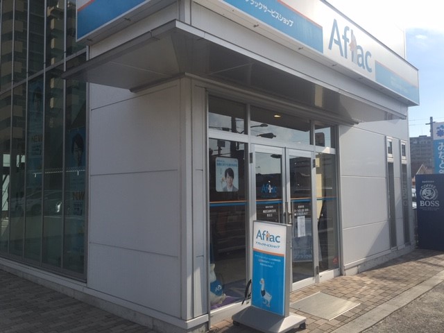 店内・スタッフの紹介01