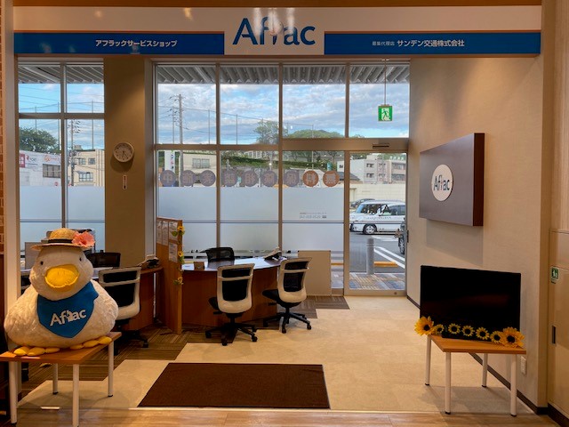 店内・スタッフの紹介01