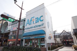 店内・スタッフの紹介01