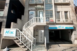 店内・スタッフの紹介01